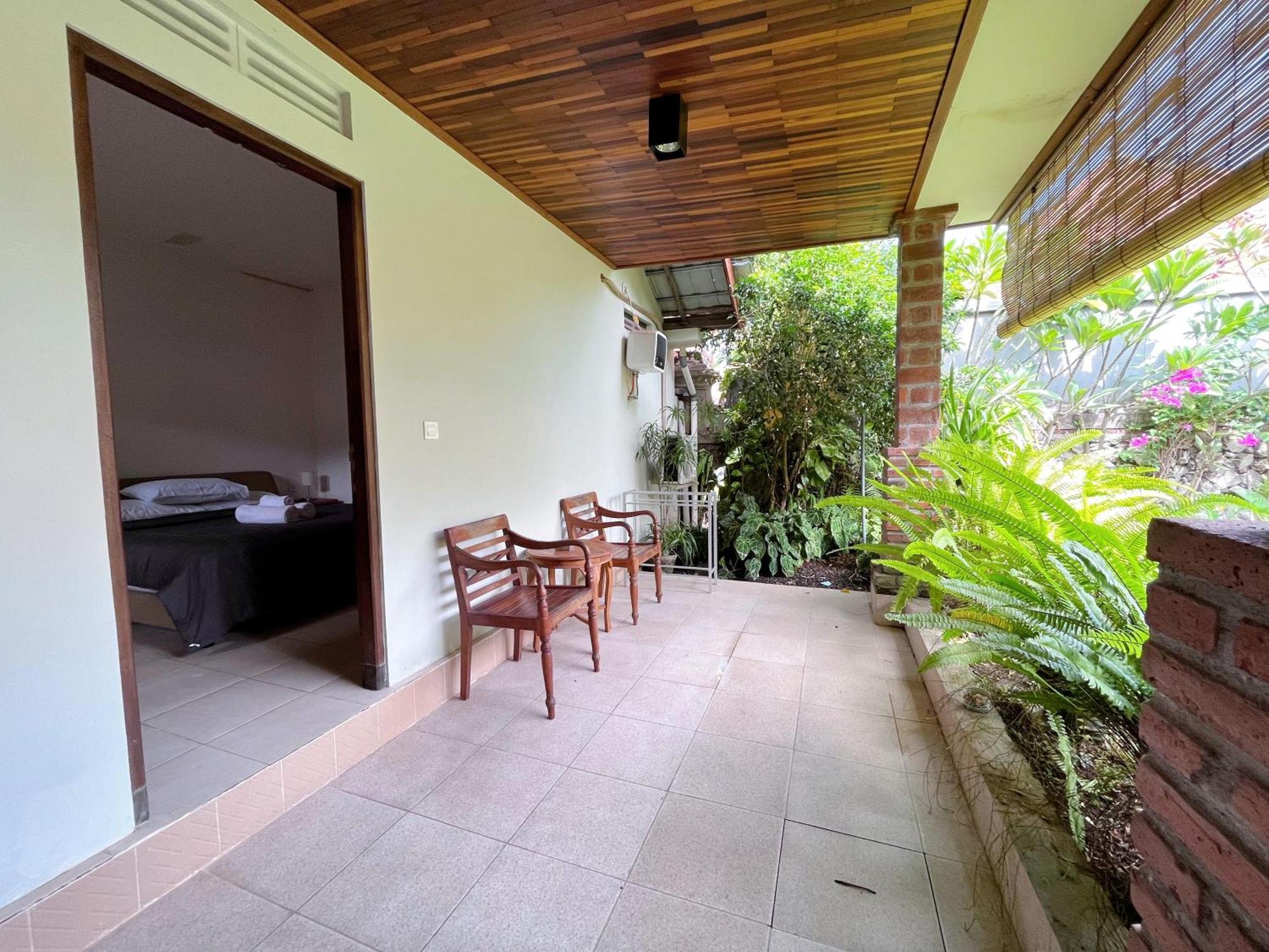Agung'S Annex Homestay Sanur  Exterior photo