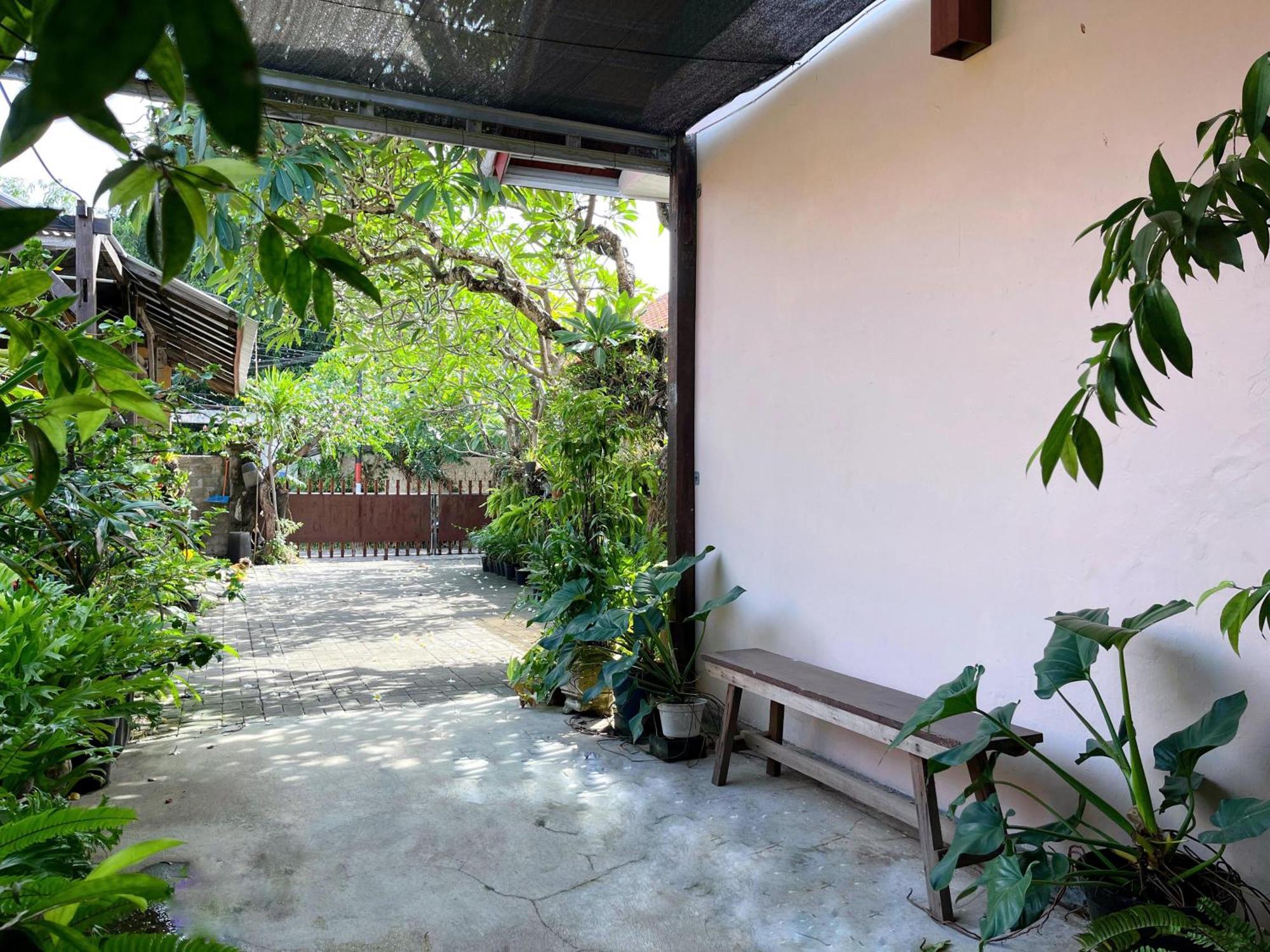 Agung'S Annex Homestay Sanur  Exterior photo